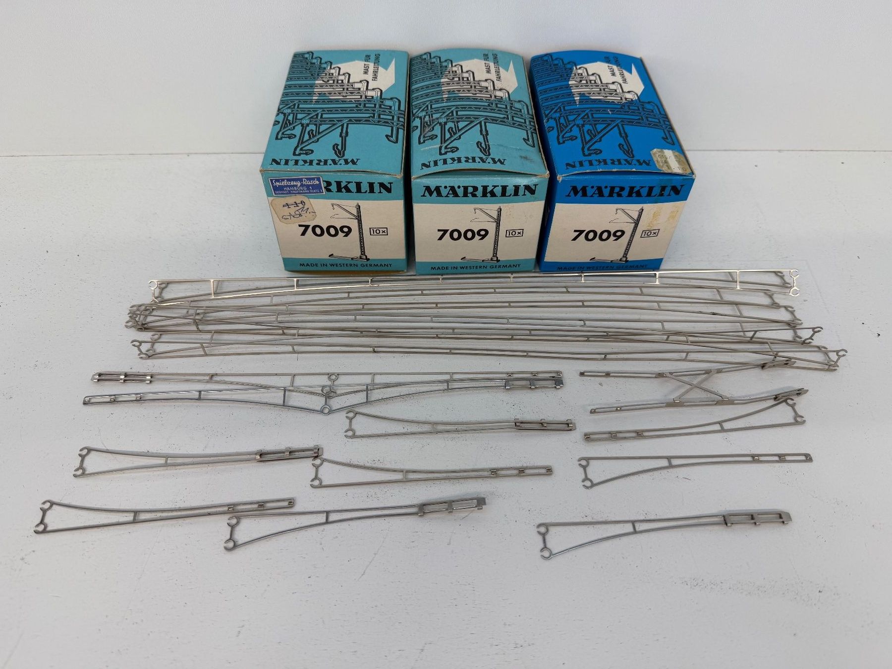 Märklin Modelleisenbahnen: Märklin 7009 – Gebraucht aus Büsserach von ModellbahnDepot 1