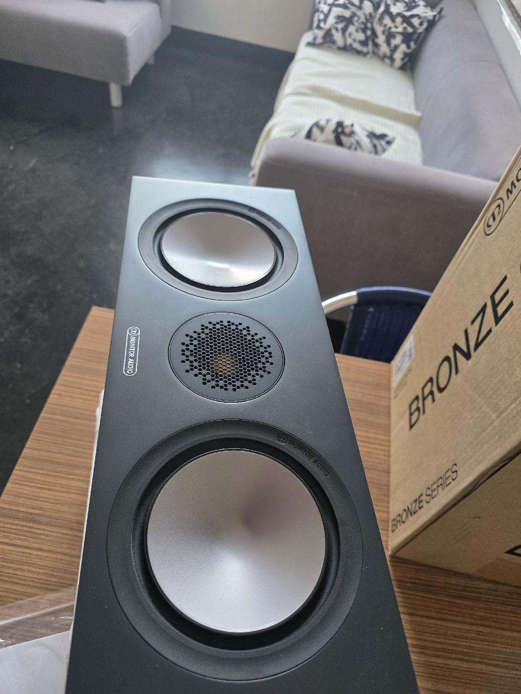 Monitor Audio Casse acustiche: Monitor Audio Bronze 150 Lautsprecher Center – Usato da Horn venduto da skillkill