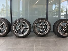 4 Hochwertigen Mercedes-Benz Alufelgen in 20 Zoll