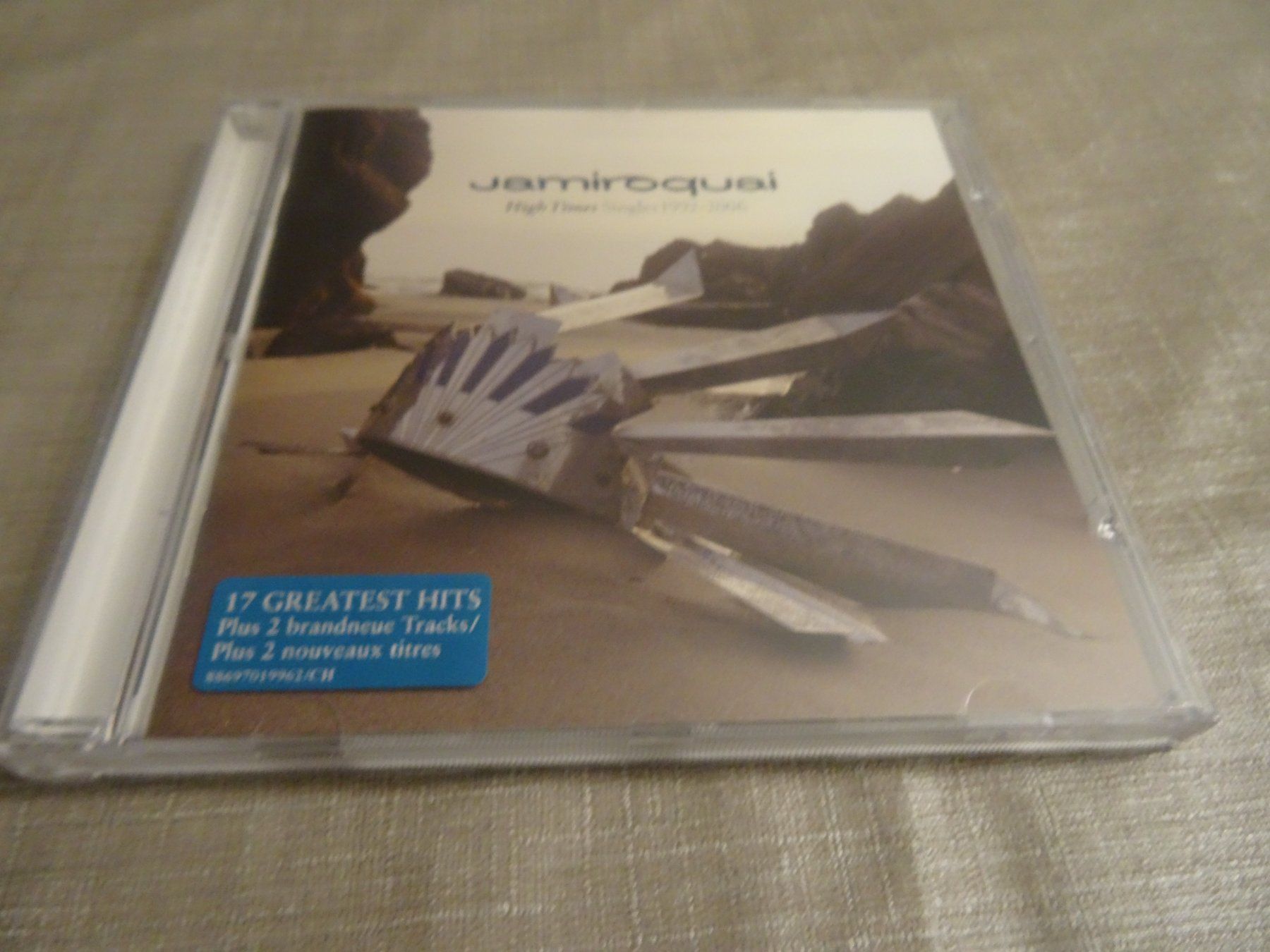 CDs: Jamiroquai - High Times:Singles 1992-2006 CD – Gebraucht aus Olten von Disc-Ausverkauf