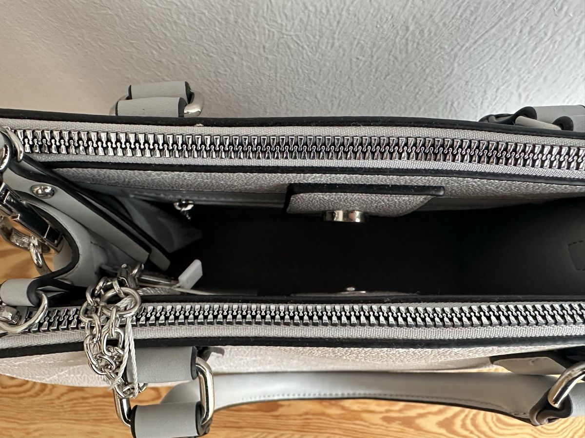 Tamaris Borse da donna: Graue Handtasche von Tamaris, neu! – Usato da Koblenz venduto da Joshua_M 1