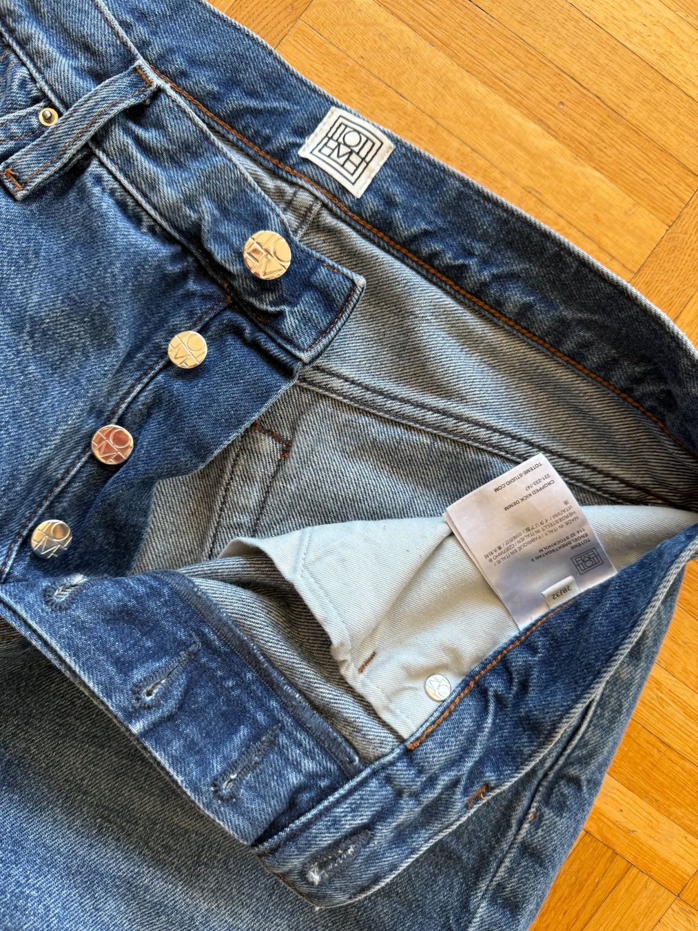 Totême Jeans: Toteme Kick Flare Jeans size 28 – Neu (gemäss Beschreibung) aus st prex von magdalenaonline 4