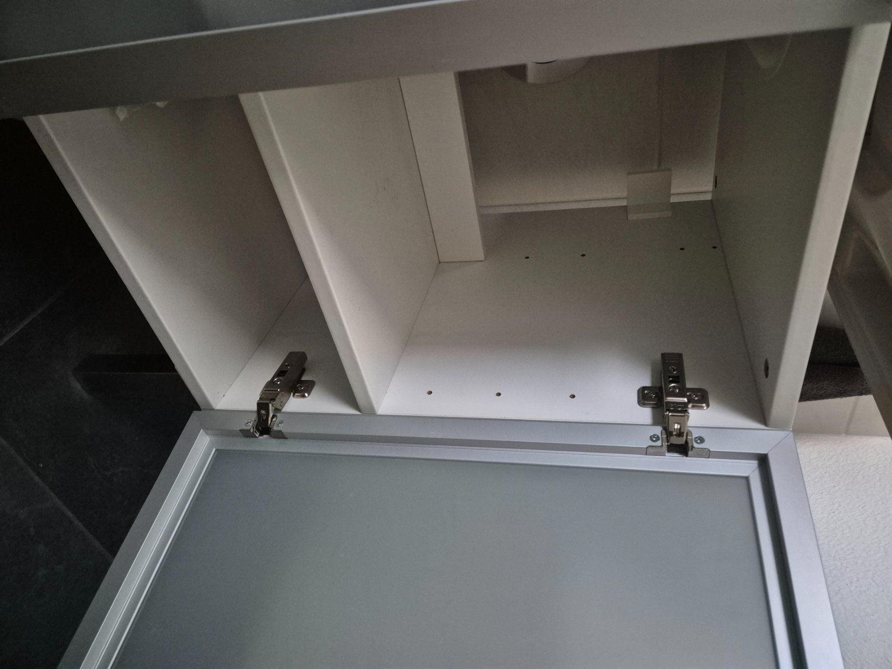 Ikea Mobili per bagno: Waschbeckenunterschrank – Usato da Herzogenbuchsee venduto da ste_qq8n 1
