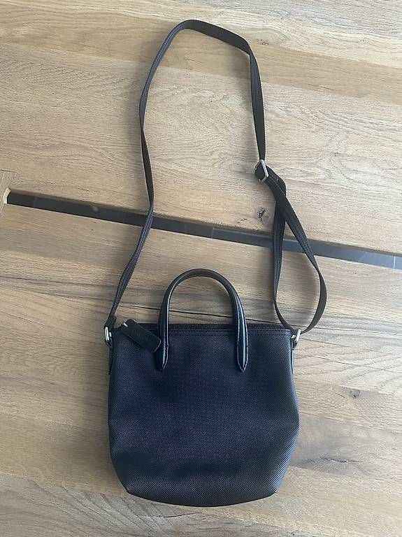 Borse da donna: LACOSTE Umhängetasche  – Usato da Dörflingen venduto da Kendraa 2