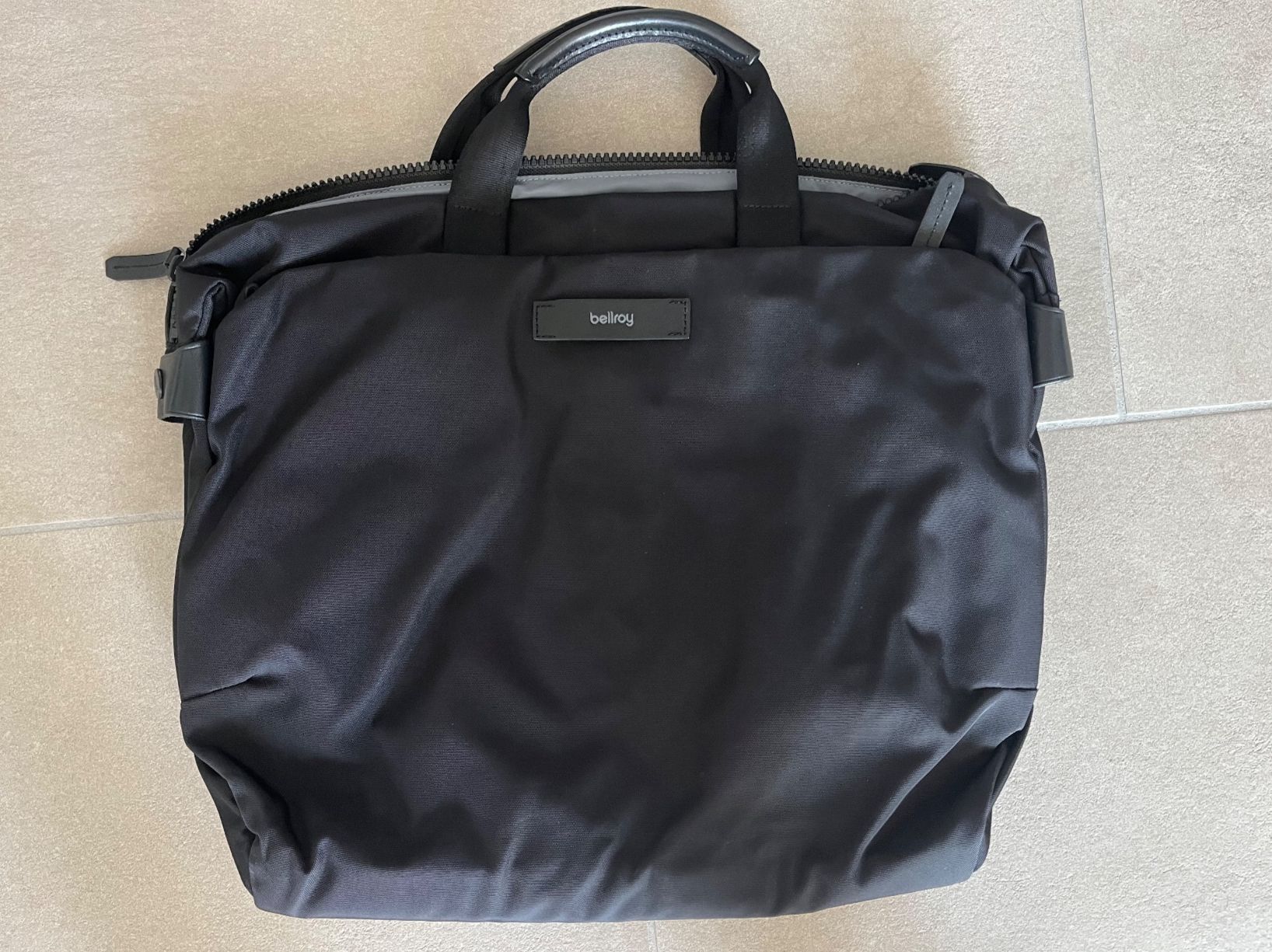 Bellroy Zaini: Bellroy Duo Workbag Black – Nuovo (secondo la descrizione) da Neuchâtel venduto da timness