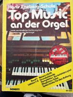 Notenbuch - Top Music an der Orgel