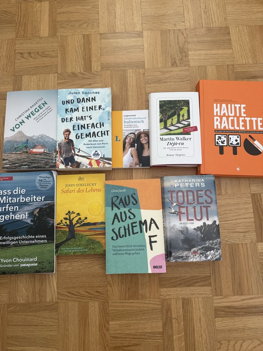 Libri: Buchpacket zu Verkaufen  – Usato da Solothurn venduto da AlllesMussRaus