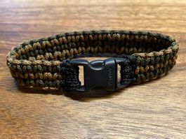 Armband aus Microcord