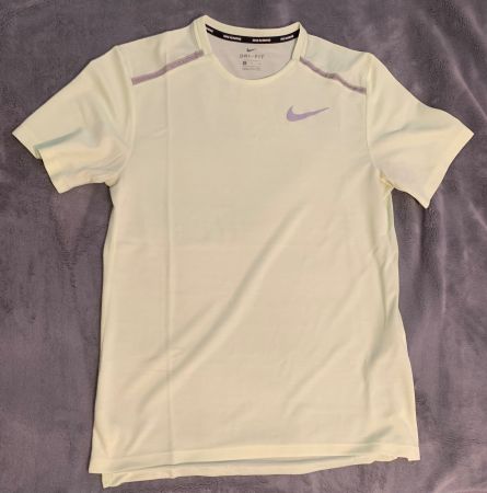 Nike Dri-Fit Running Laufshirt S hellgelb