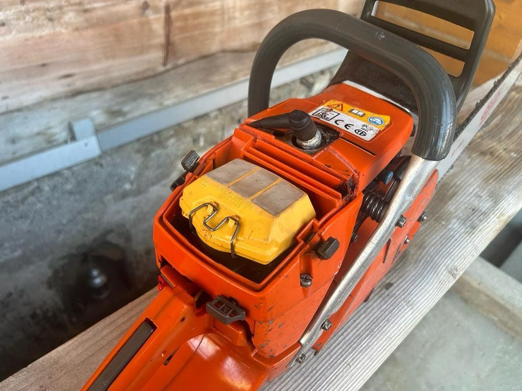Husqvarna Scies: Husqvarna 372 XP – D'occasion à Richigen par  1