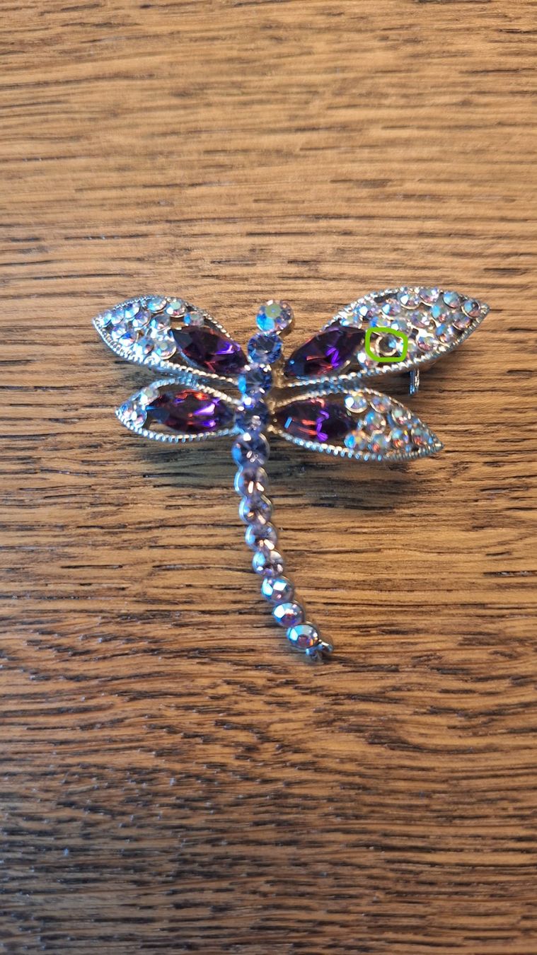 Broschen & Nadeln: Wunderschöne Libellen Brosche mit lila Strass-Steinen ✨ – Gebraucht aus Ebmatingen von Tschiipii 7
