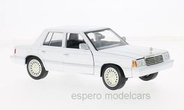 Dodge Aries K-Car Series 1980-1989 weiss  1:24 von Motormax