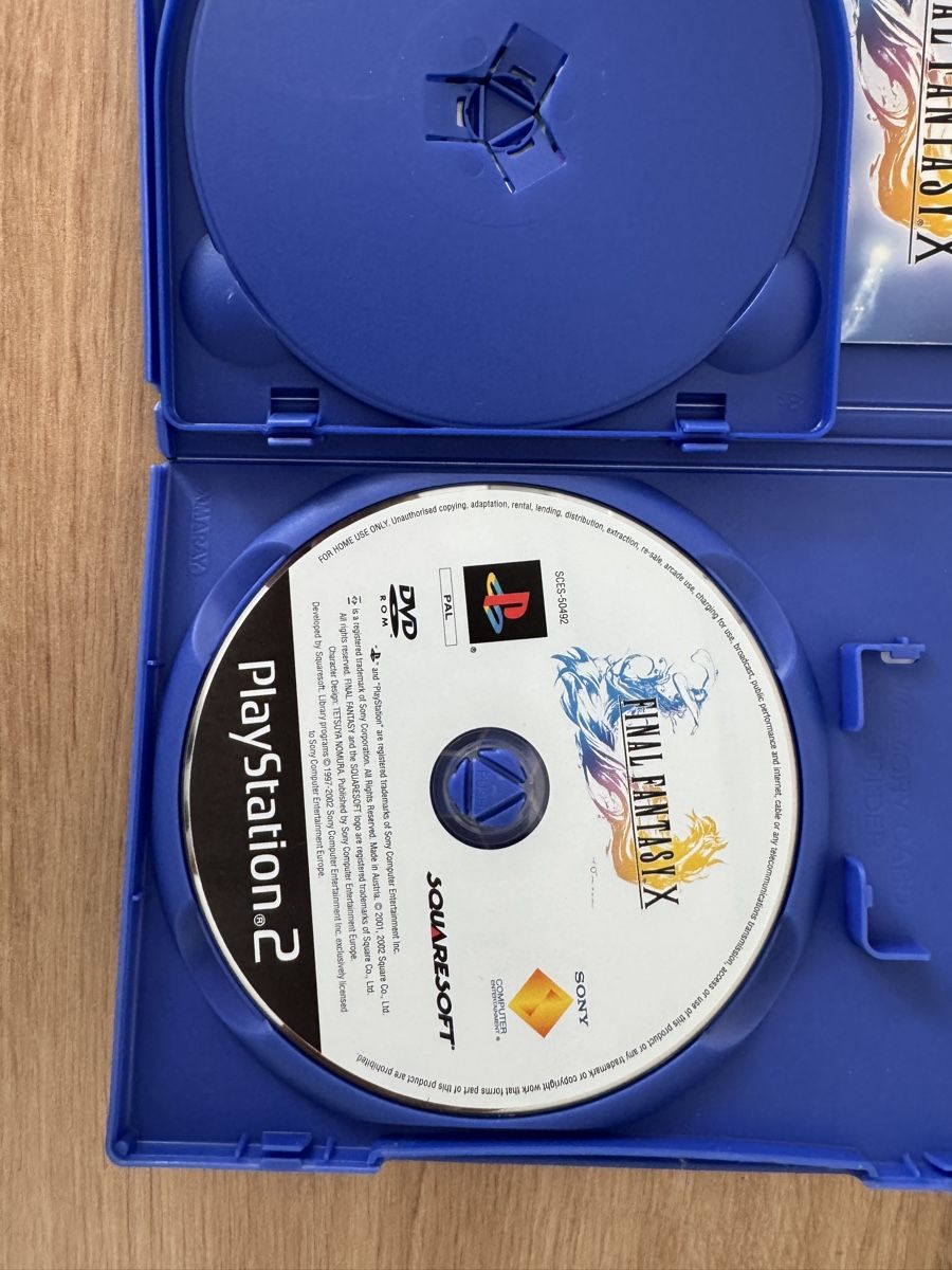 Sony Giochi: Final Fantasy X PS2 Spiel mit Bonus DVD – Usato da Biberist venduto da etesummer 3