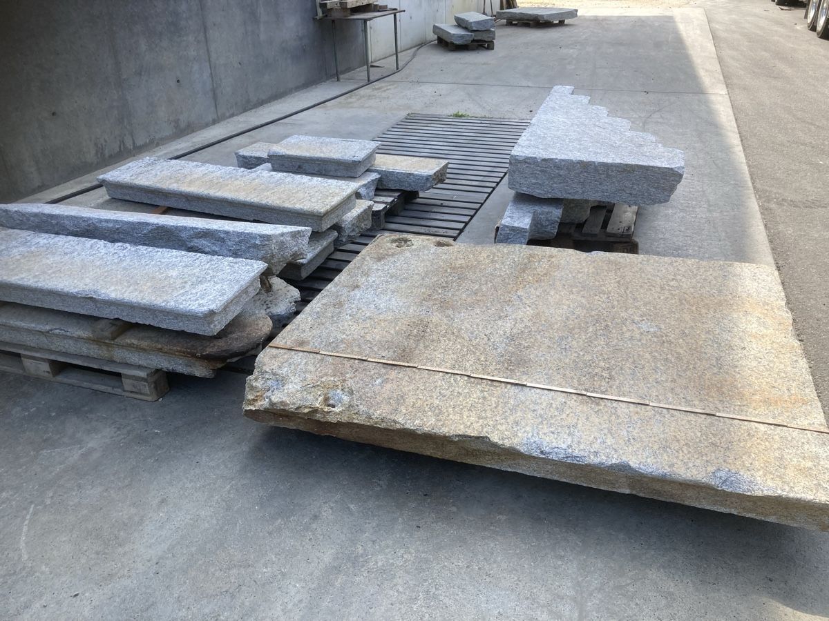 Scale: Schöne Granit Treppe – Usato da Uerkheim venduto da Dealer-4813 9