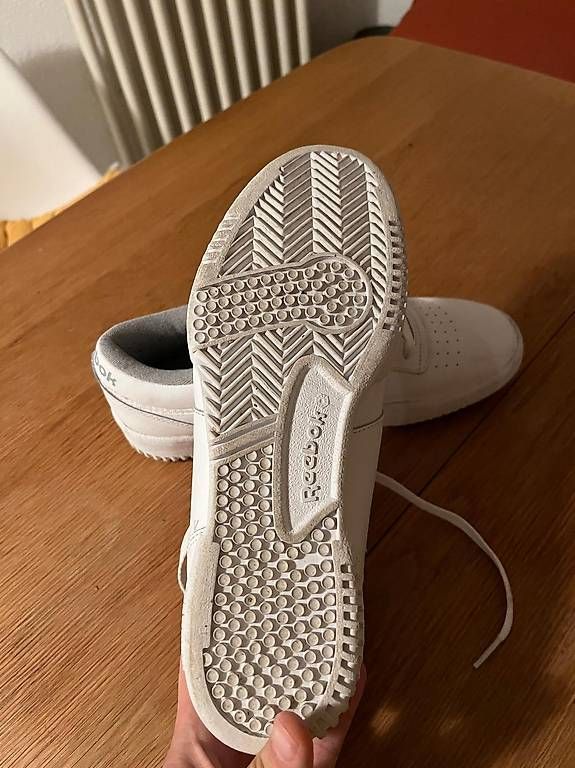 Reebok Herrenschuhe: Reebok white sneakers - New, size 41 – Gebraucht aus Zürich von LeoGd 2