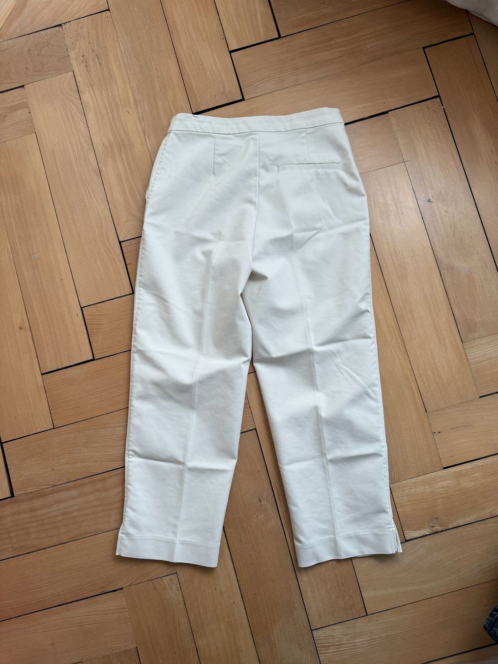 H&M Pantaloni: Hose offweiss elegant 38 – Usato da Zürich venduto da Diazaio 2