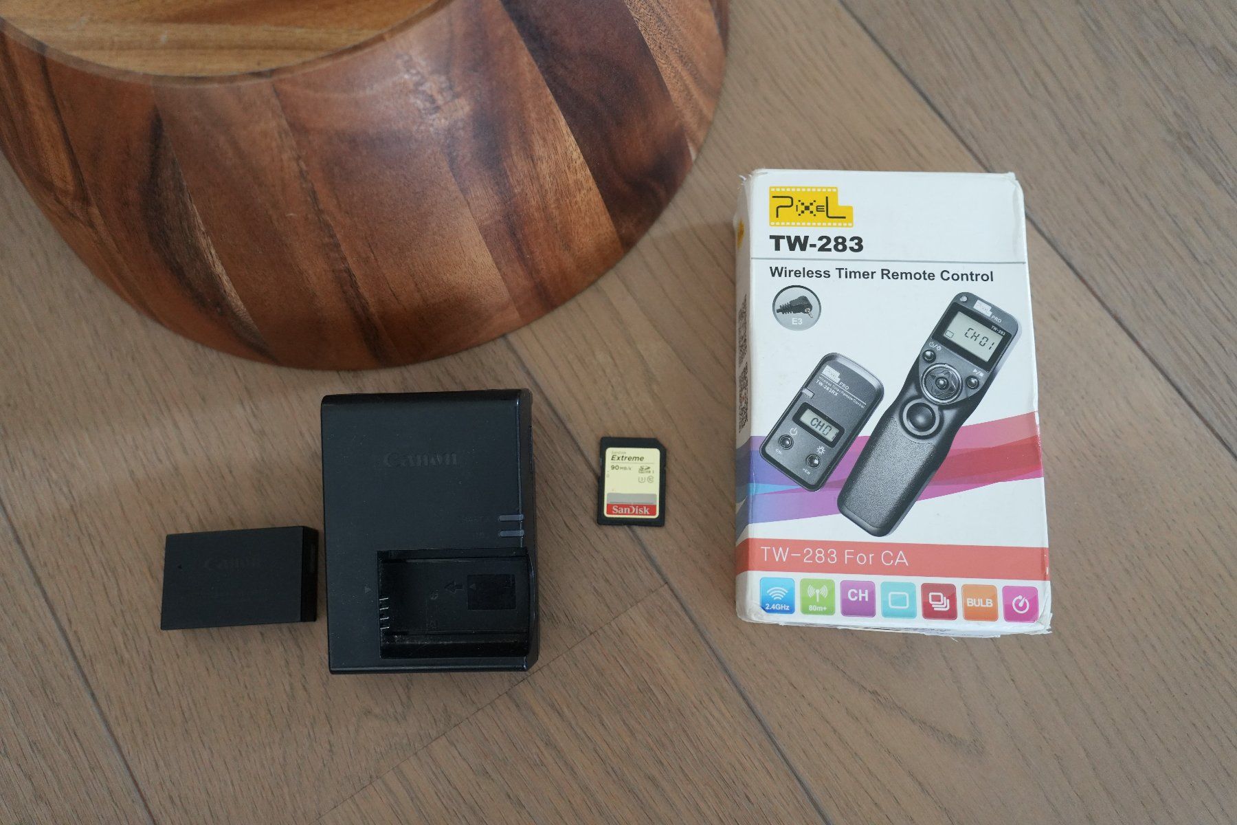 Canon Kamera: Canon EOS 77D Spiegelreflexkamera Body – Gebraucht aus Naters von tob_6x2m 3