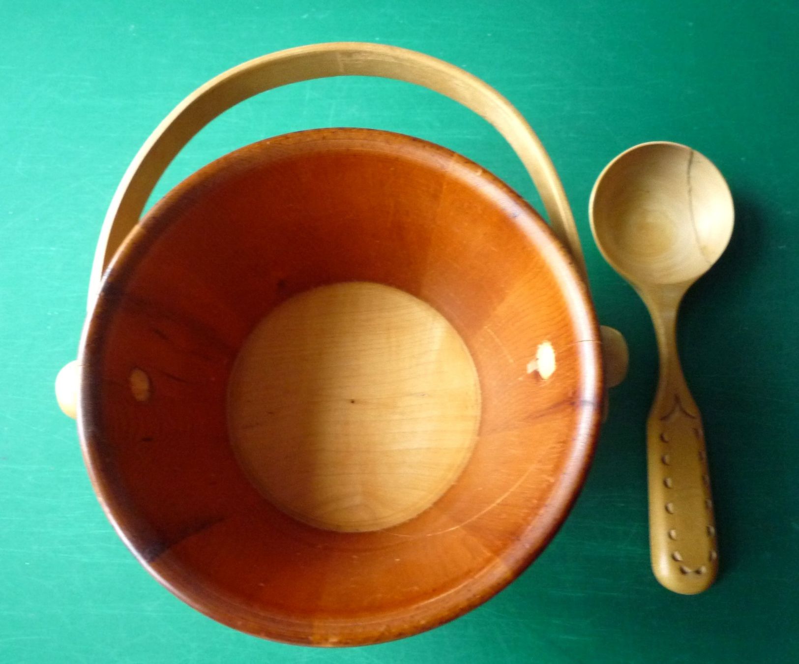 Articoli in legno: Holzmälti mit Holzlöffel (Antik) – Usato da Rafz venduto da Sonnenblume305 4