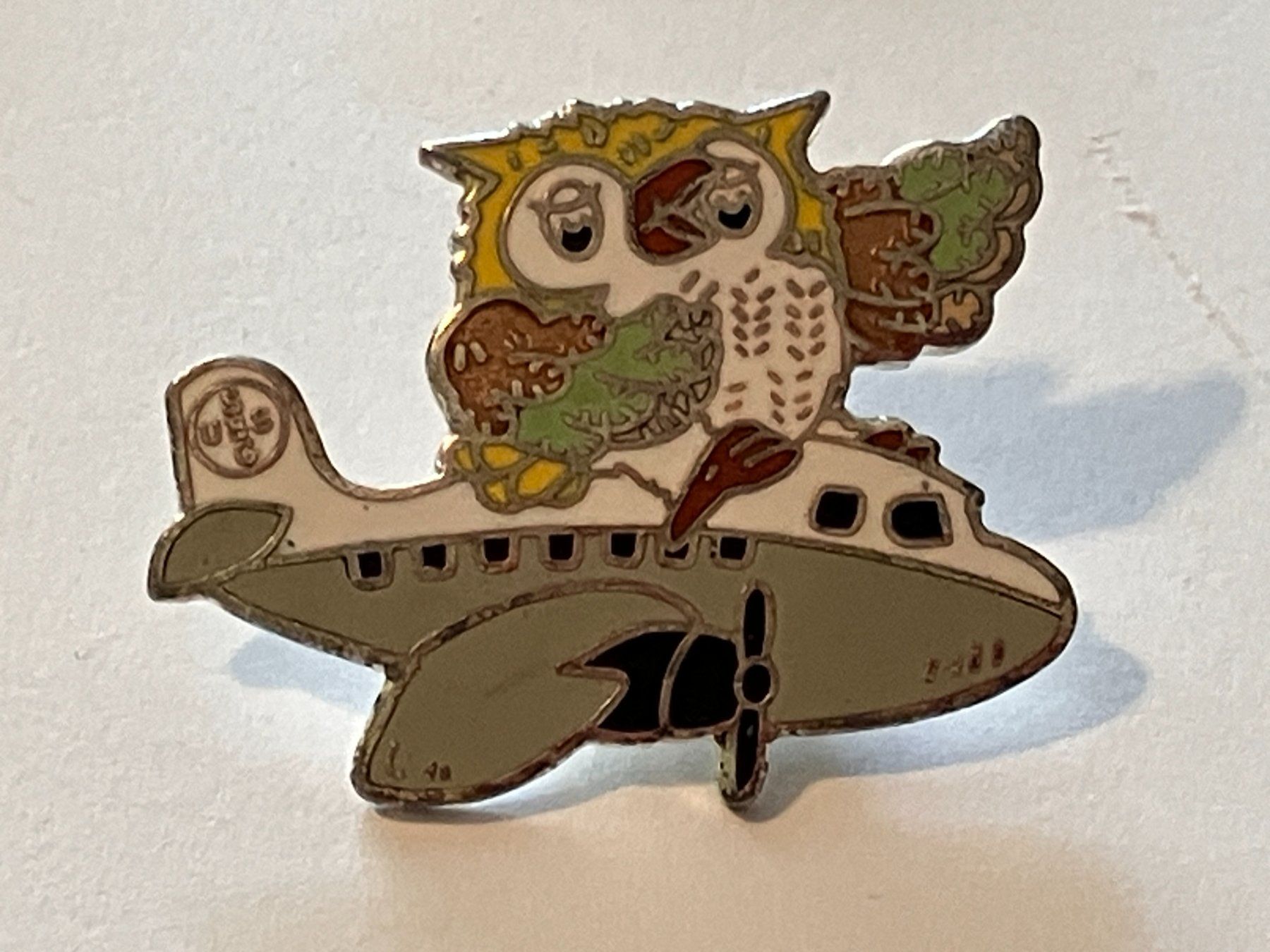 Placchette & Badge: 1 Pin UBS SBG Eule auf Flugzeug – Usato da Basel venduto da djwwpp