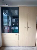 Schrank 4-türig mit Schubladen ideal für Büro