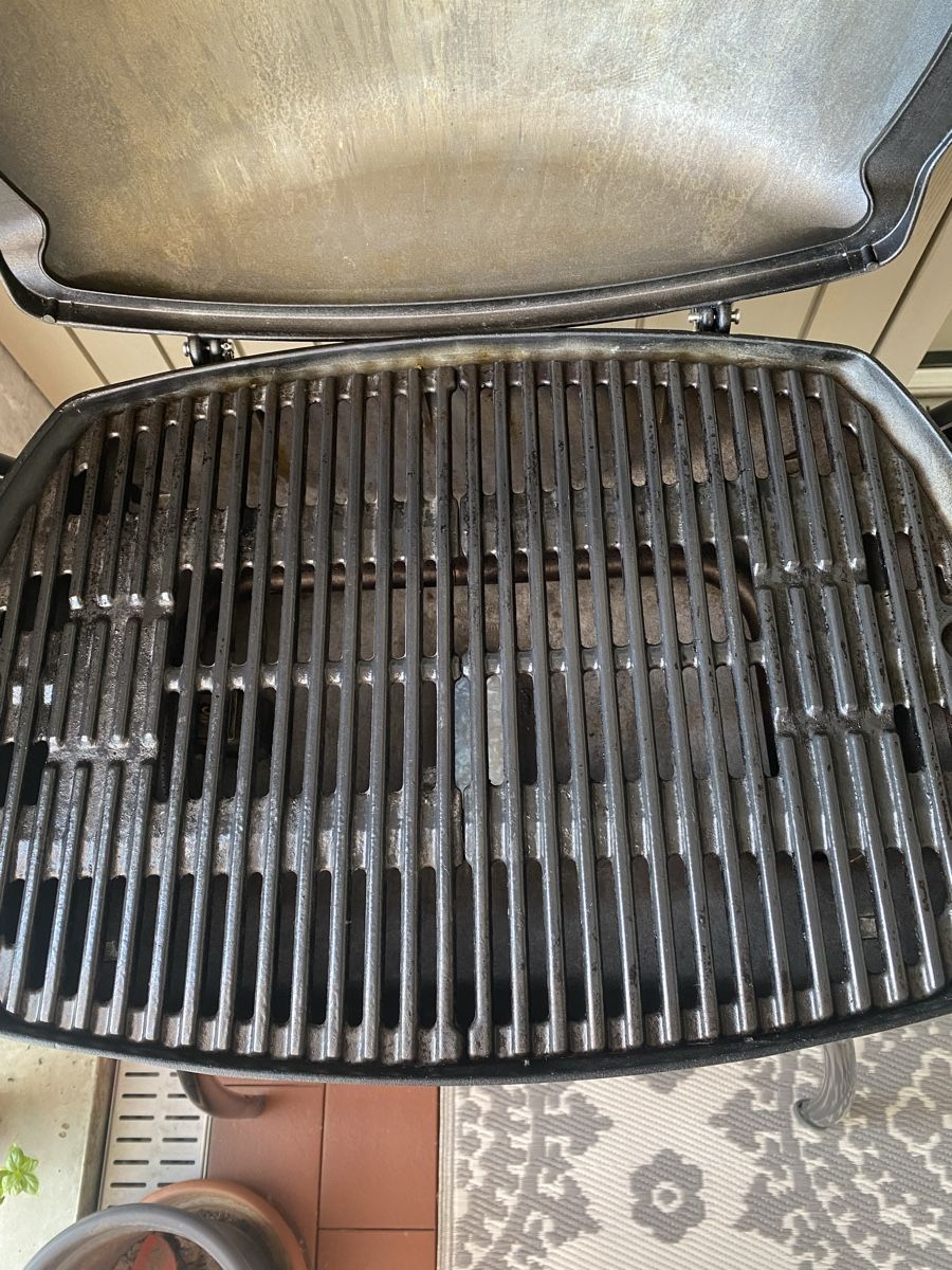 Griglie: Weber Gasgrill Q2000 BLK – Usato da Brugg AG venduto da Honeybee6 4
