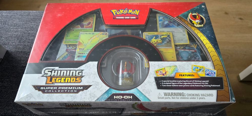 Pokémon TCG: Shining Legends Special Collection (Raichu-GX) | Pokémon Center Official Site