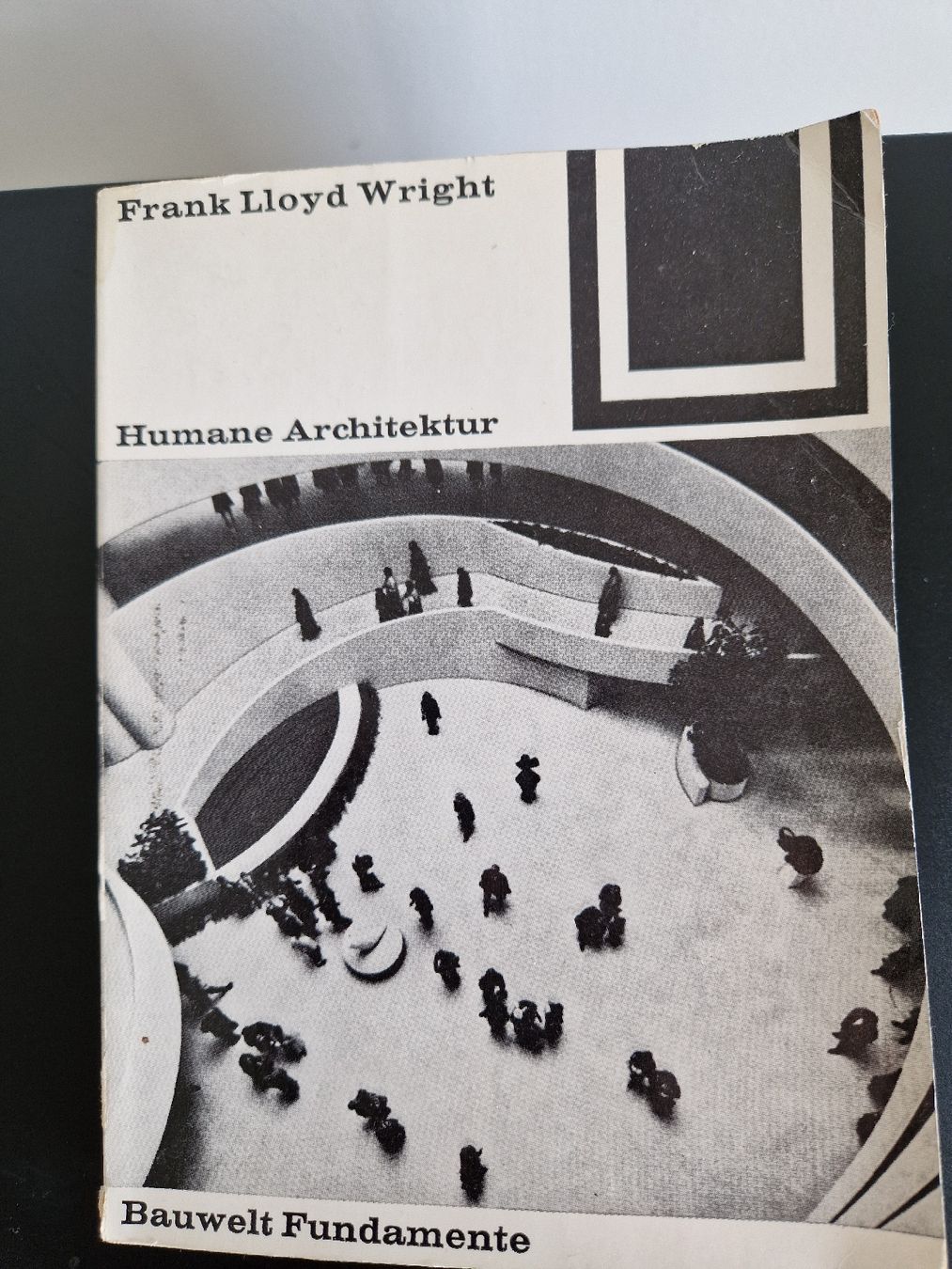 Bücher: Buch von F.L.Wright :Humane Architektur – Gebraucht aus Jona von obm_wz65