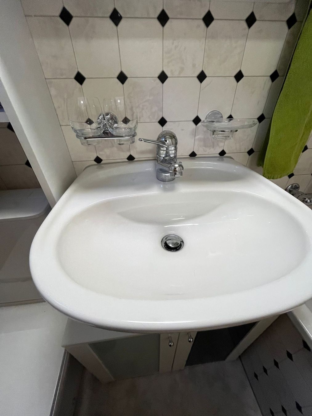 Laufen Lavabi & lavandini: Lavabo – Usato da Rickenbach LU venduto da bam_8j7f 1