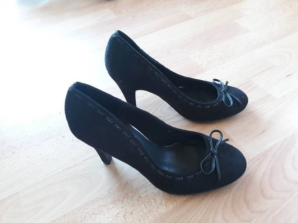 Damenschuhe: Au talon taille 38 neuf – Gebraucht aus La Chaux-de-Fonds von zaza.zaza 1