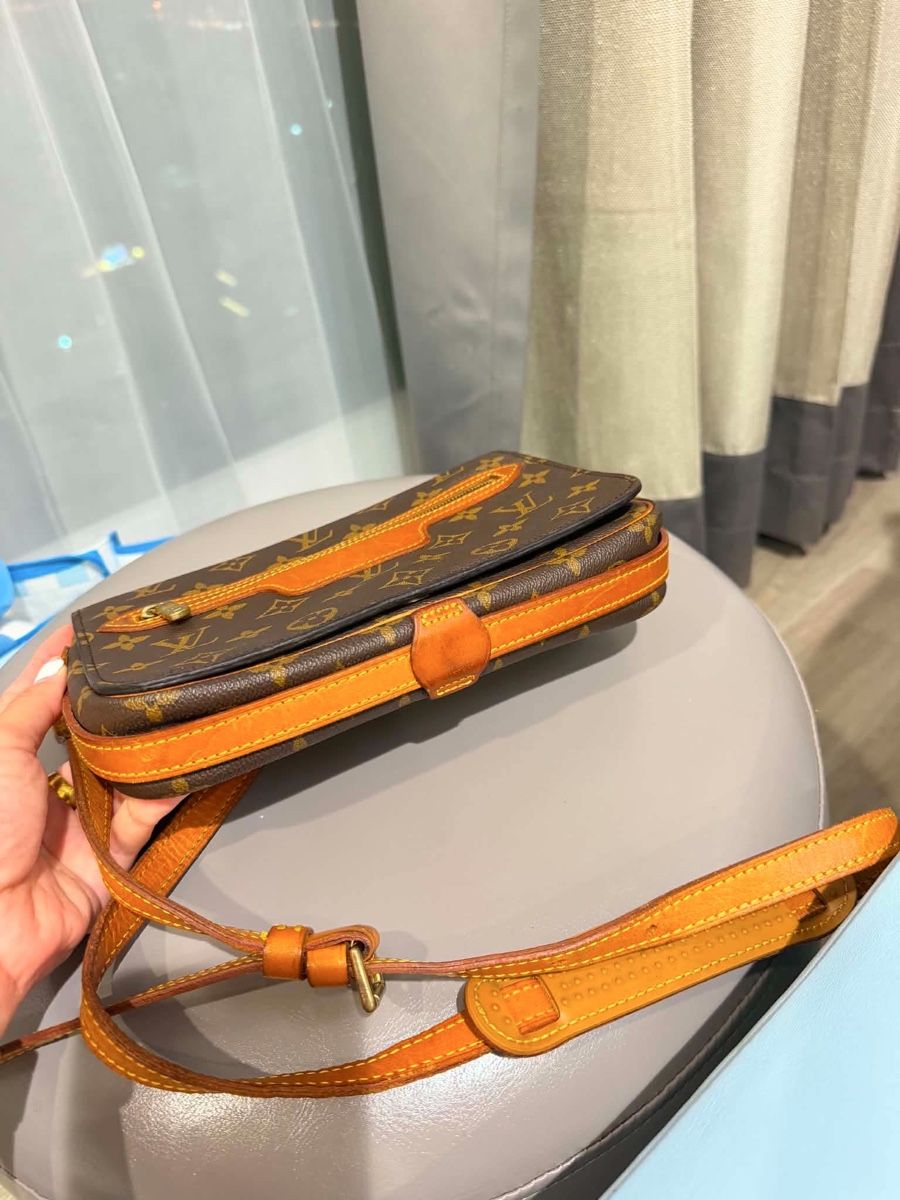 Louis Vuitton Altro in  Abbigliamento & Accessori: Louis Vuitton Monogram Canvas Saint Germain PM Crossbody – Usato da Widnau venduto da Pukpan_99 1