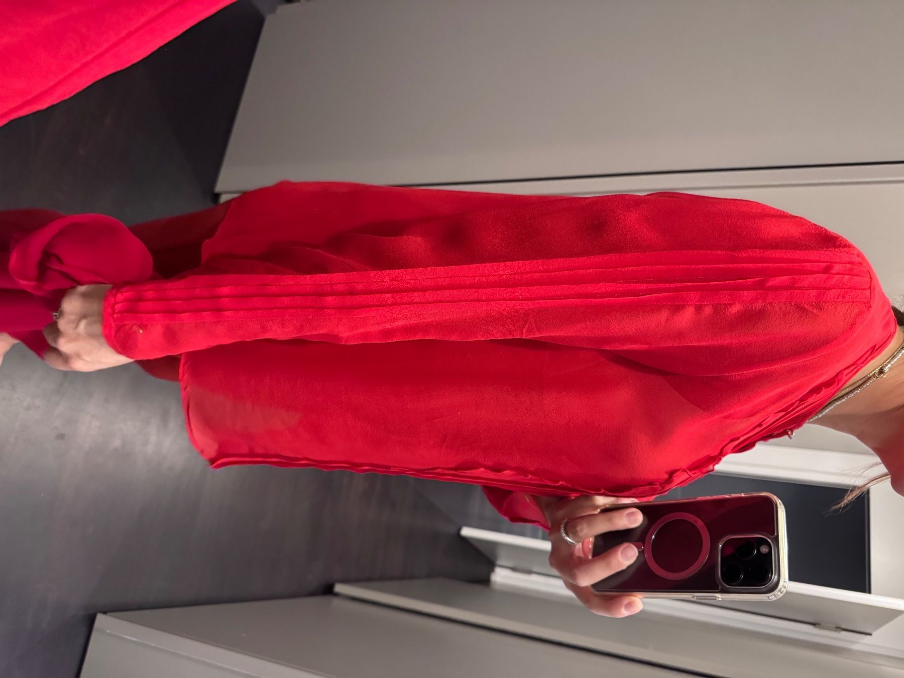 Max Mara Camicette: Rote Bluse mit Schal, Max Mara – Usato da Zürich venduto da sala_3 1
