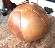 Vintage Ledermedizinball, Sammlerstück
