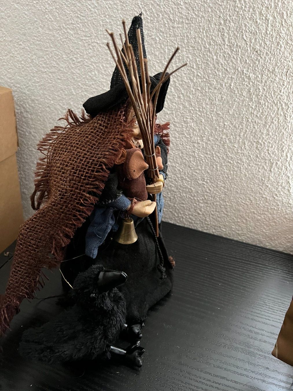 Figurines: Hexe Figur mit Rabe – D'occasion à Wittenbach par Xastridx 4