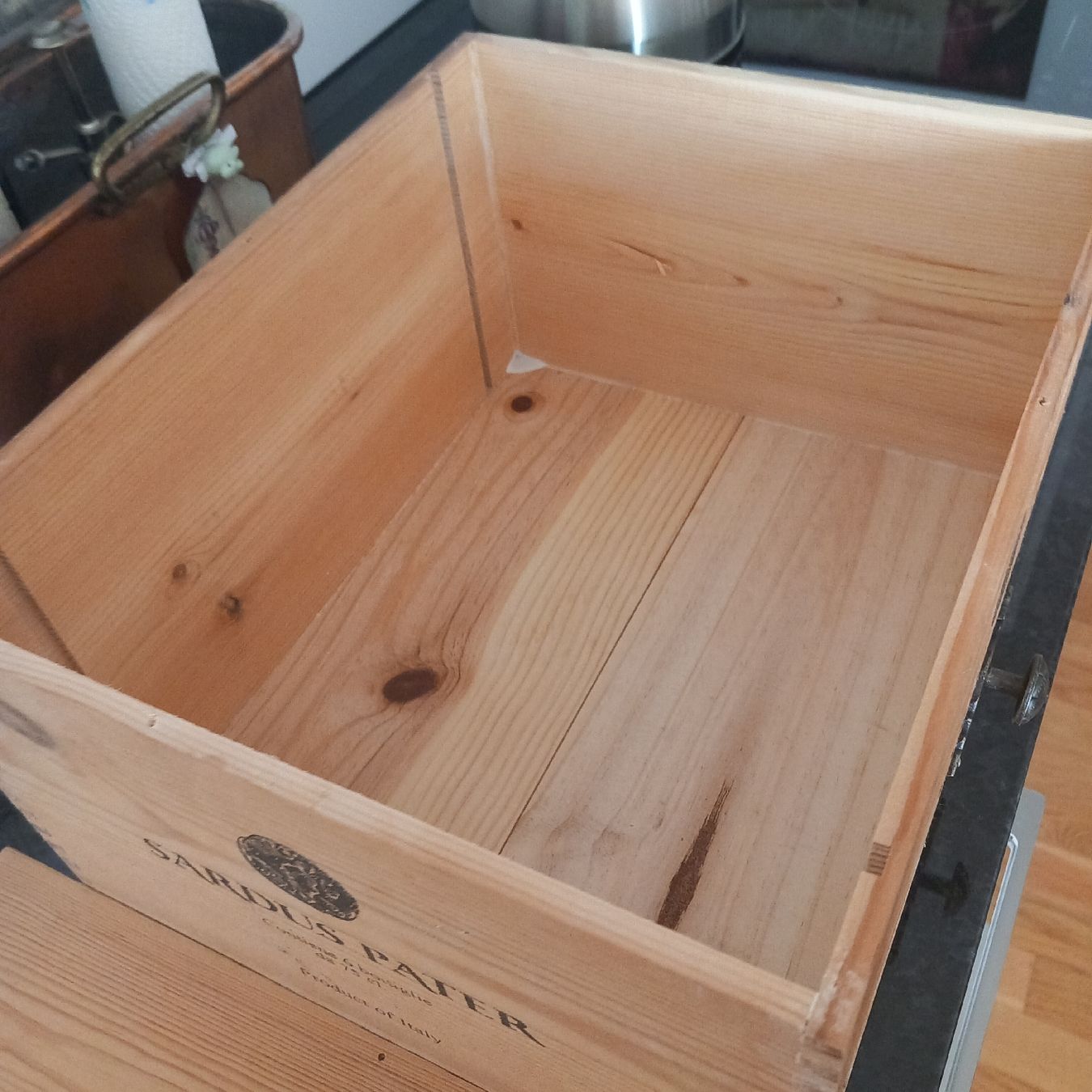 Sonstiges: Eine Holz Weinkiste mit Griff – Gebraucht aus Aegerten von gismolini 6