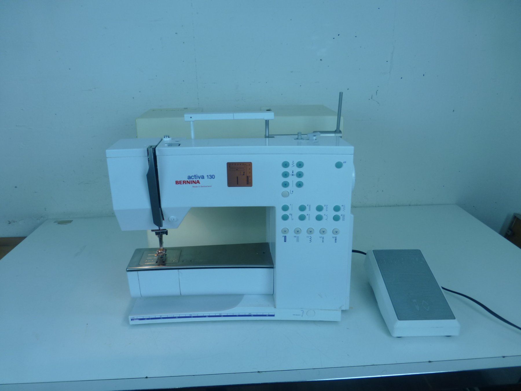 Bernina Macchine da cucire: Bernina Activa 130 defekt – Difettoso da Fahrweid venduto da Omuki
