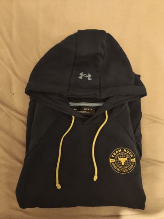Hoodie Under Armour Project Rock, Taille M - en bon état