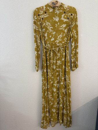 🌼 Elegantes Kleid von KASHKHA – Grösse M