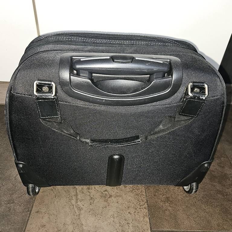 Valises & Sacs: Traveller business case – D'occasion à Le Locle par mariuzzos 2