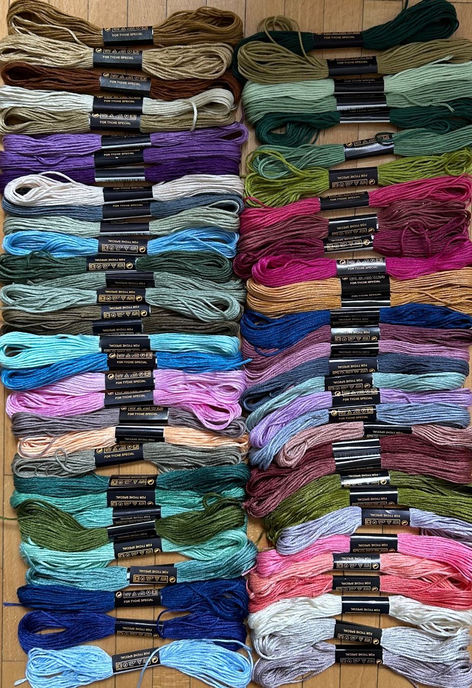Cordicelle & Fili: 65x Stickgarn neu – Nuovo e nell'imballaggio originale da Geneve venduto da vane267