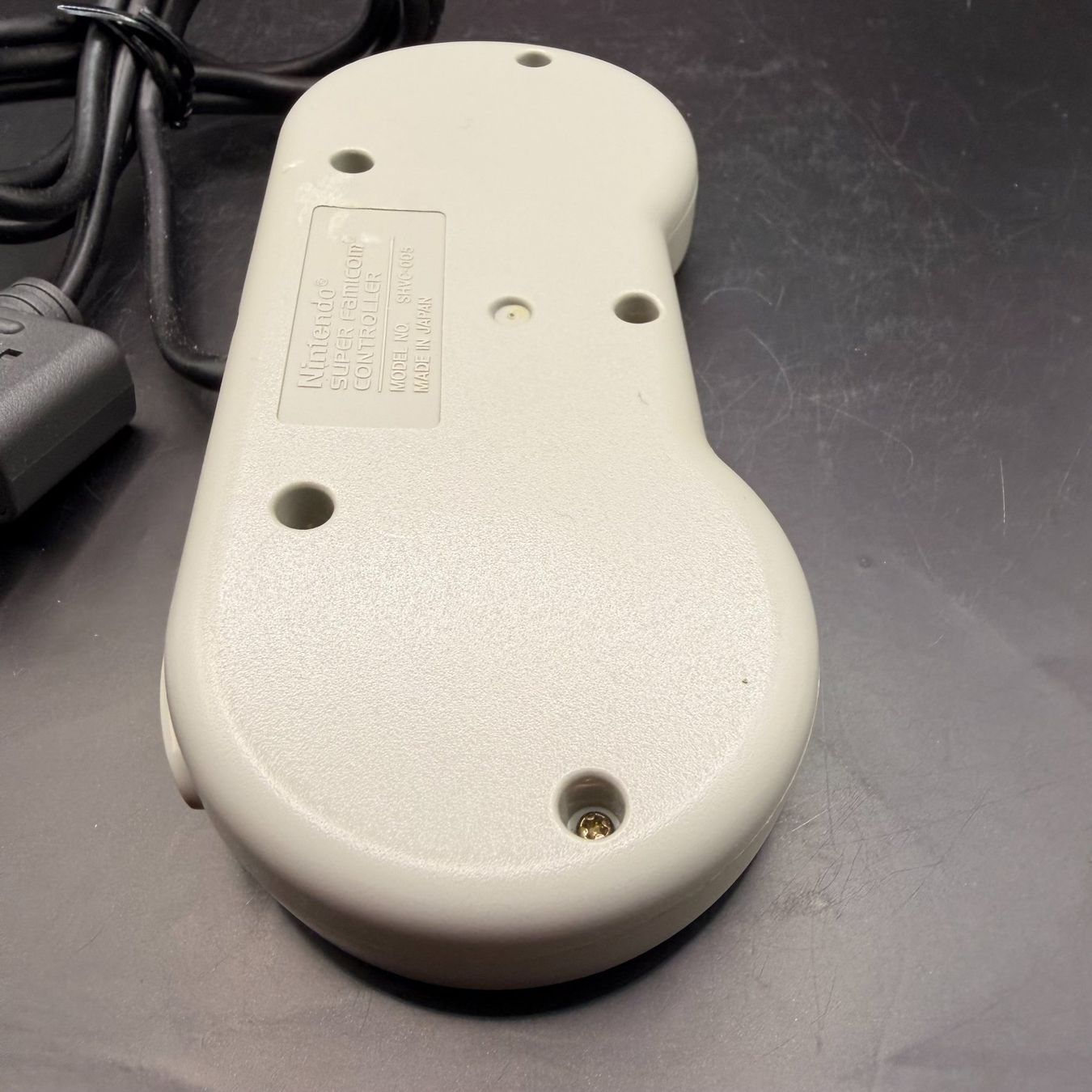 Nintendo Controller: Original SNES Controller – guter Zustand – Usato da Düdingen venduto da Nerdworld 7