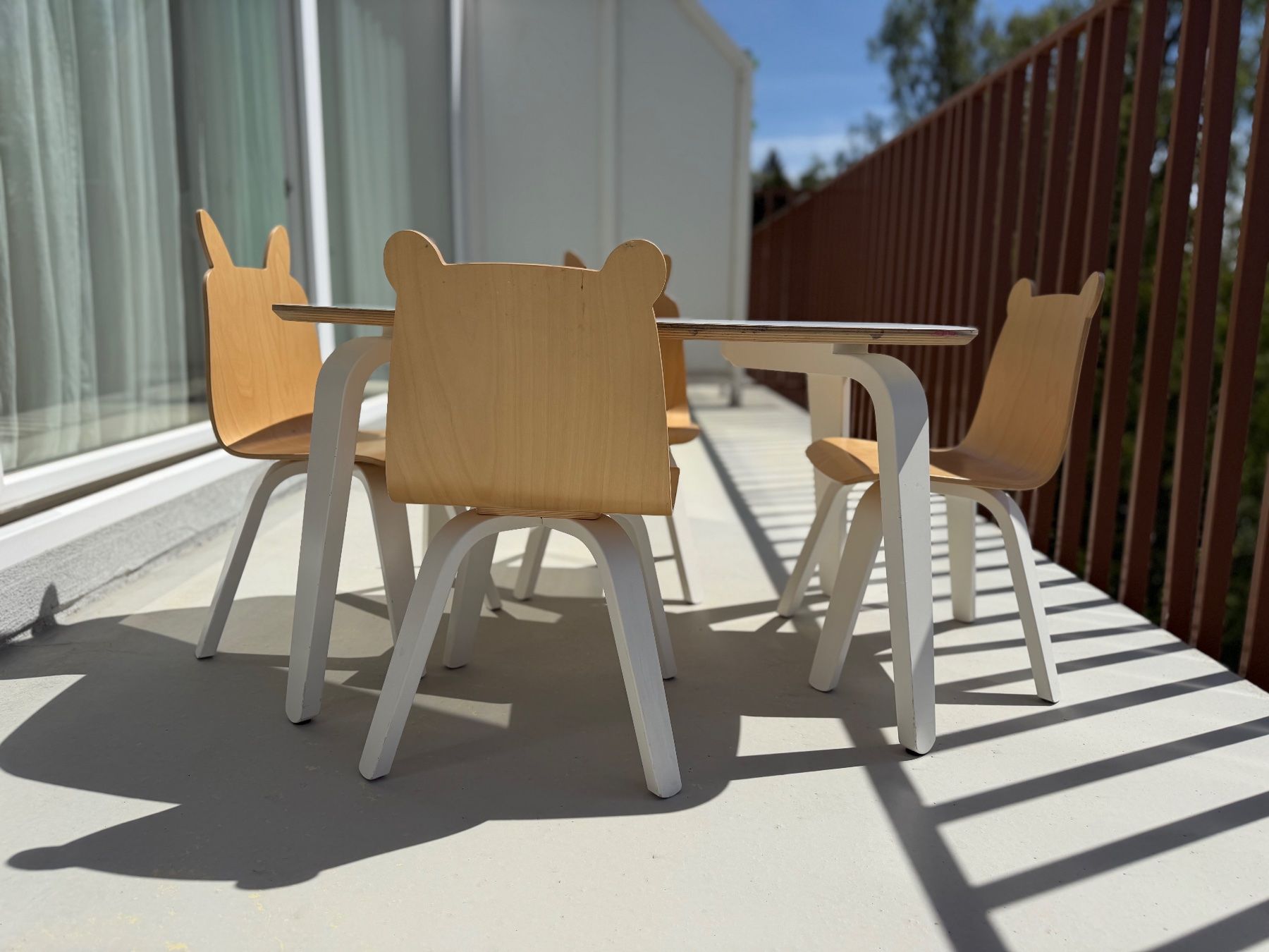 Tavoli: Table + 4 chairs Oeuf NYC – Usato da Epalinges venduto da jac_kpm5