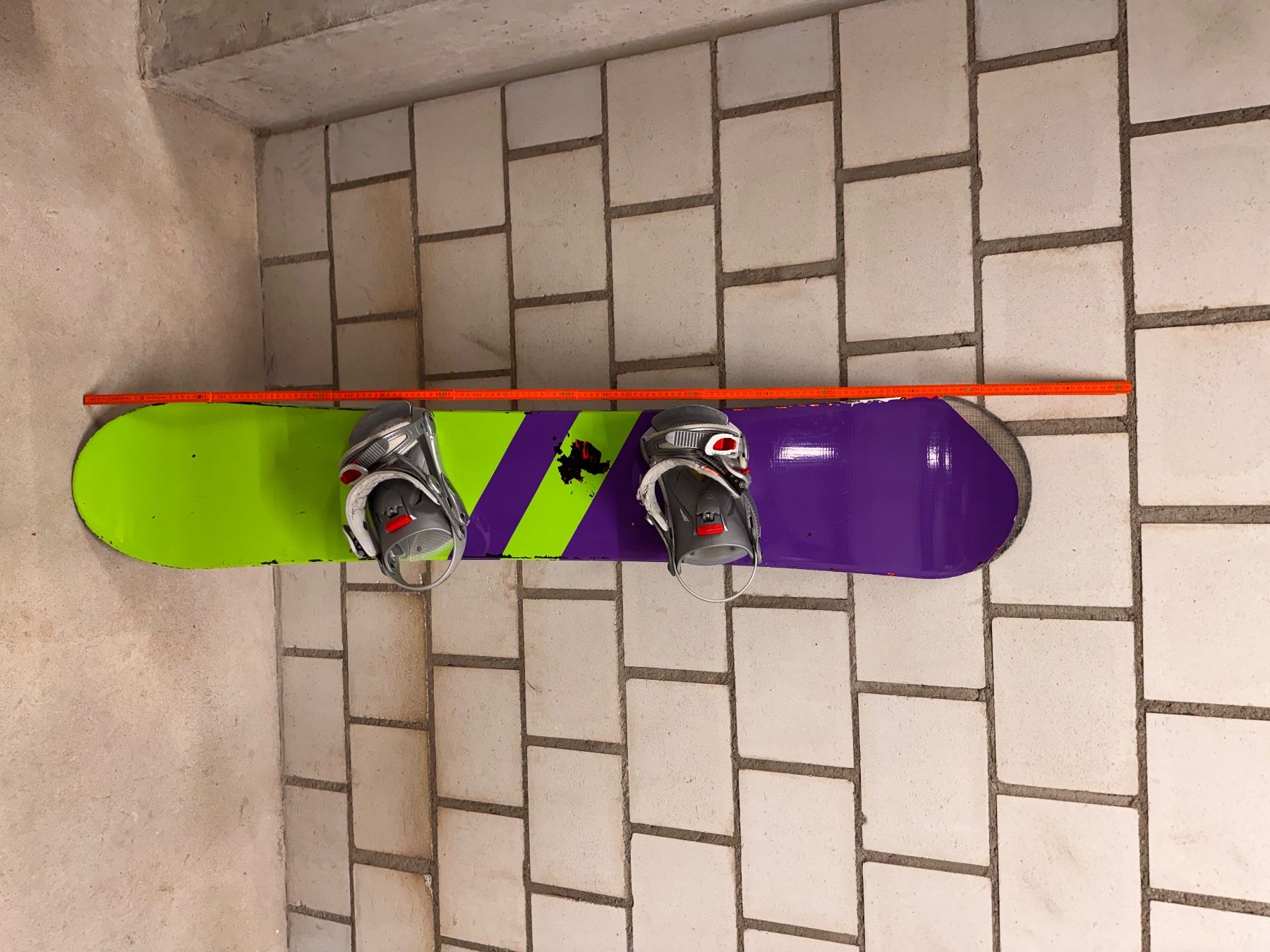 Boards: Snowboard, inkl Bindung und Tragetasche – D'occasion à Zürich par juliahannah