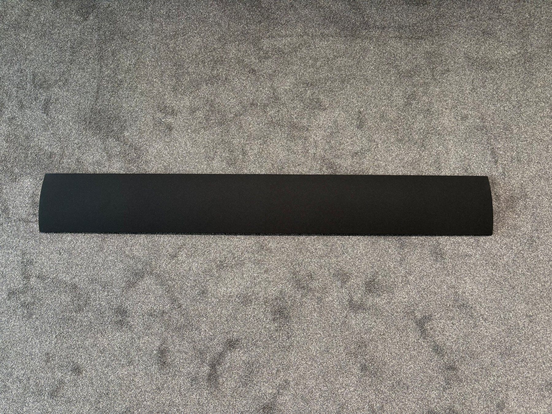 Cover & Protezioni schermo: SoundCenter - 55" Cover Schwarz – Nuovo (secondo la descrizione) da Hochdorf venduto da av-electronics