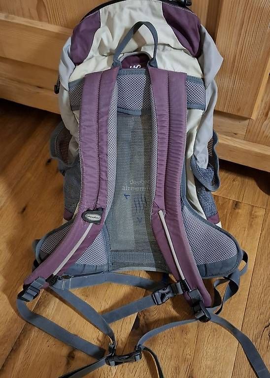 Zaini: Rucksack Deuter ACLite 15 – Usato da Rickenbach SZ venduto da Pinguin73 1