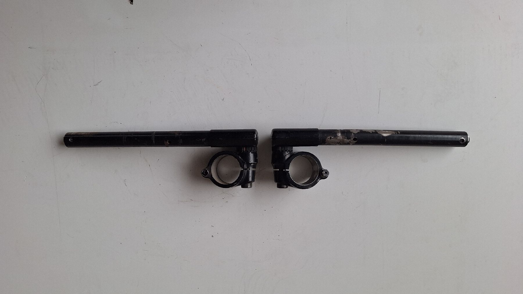 Tutti i ricambio per moto: Honda VF1000R Lenker – Usato da Zwingen venduto da lahonda11 1