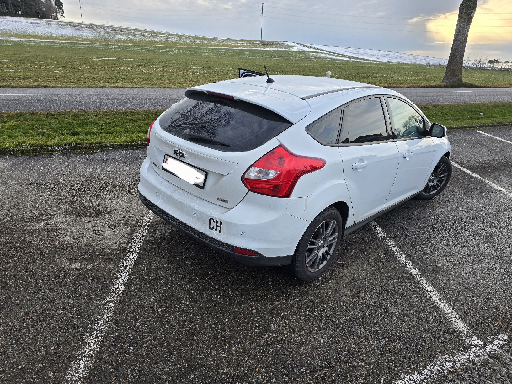 Ford Automobili: Ford Focus 1.0 – Usato da Bern venduto da edj_kxk8 1