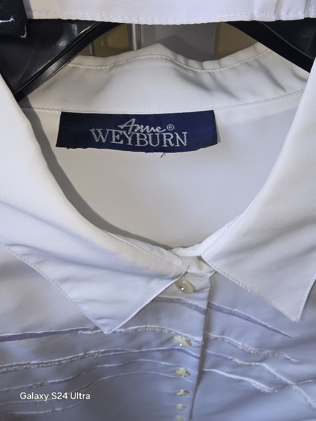 Lotti di vestiti: 4er Set Blusen, Gr. 52, verschiedene Designs – Usato da Gelterfingen venduto da charly3333 4
