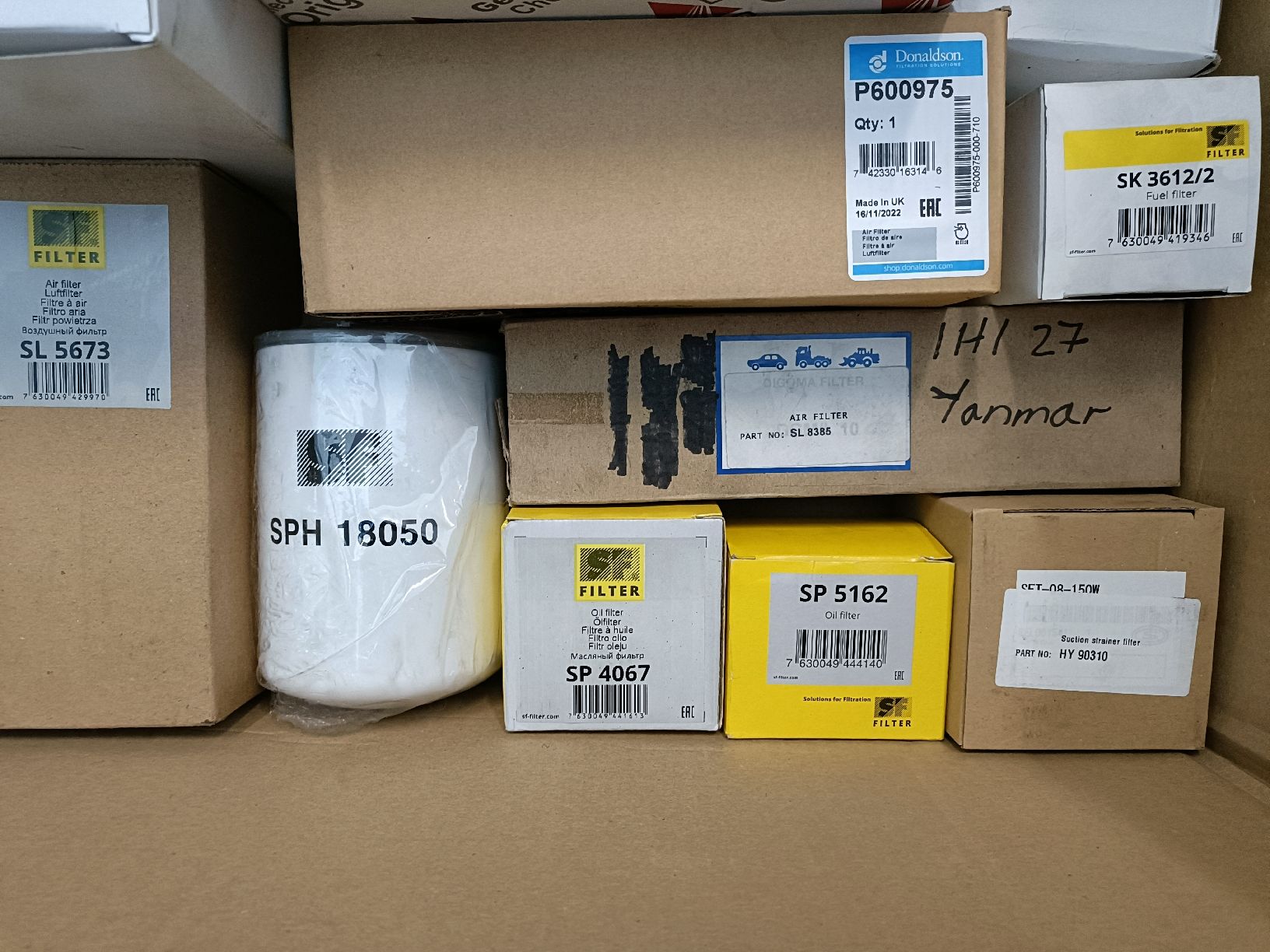Ventilazione: Diverse Filter für Bagger, Traktor, neu – Nuovo e nell'imballaggio originale da Walzenhausen venduto da FabioK90