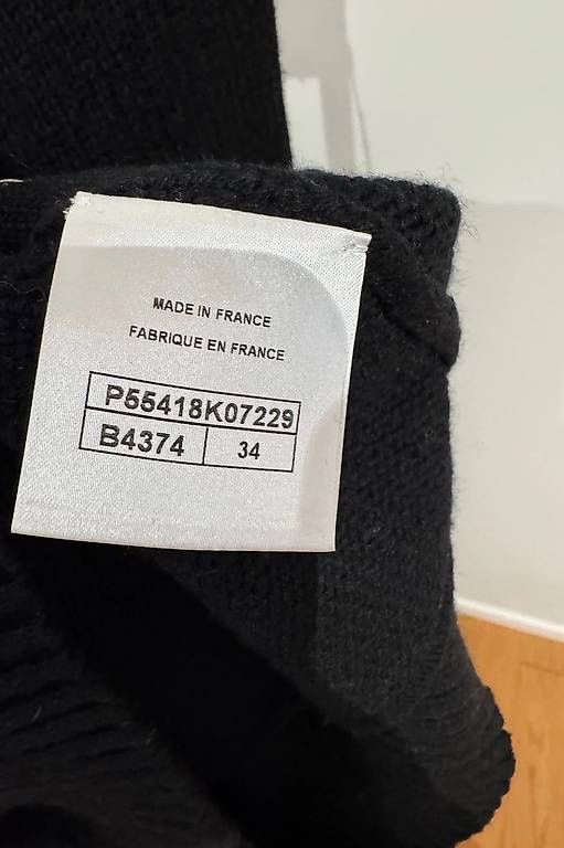 Chanel Vestes: CHANEL BOMBER JACKE – Neuf (Voir description) à Schwyz par bofb 9