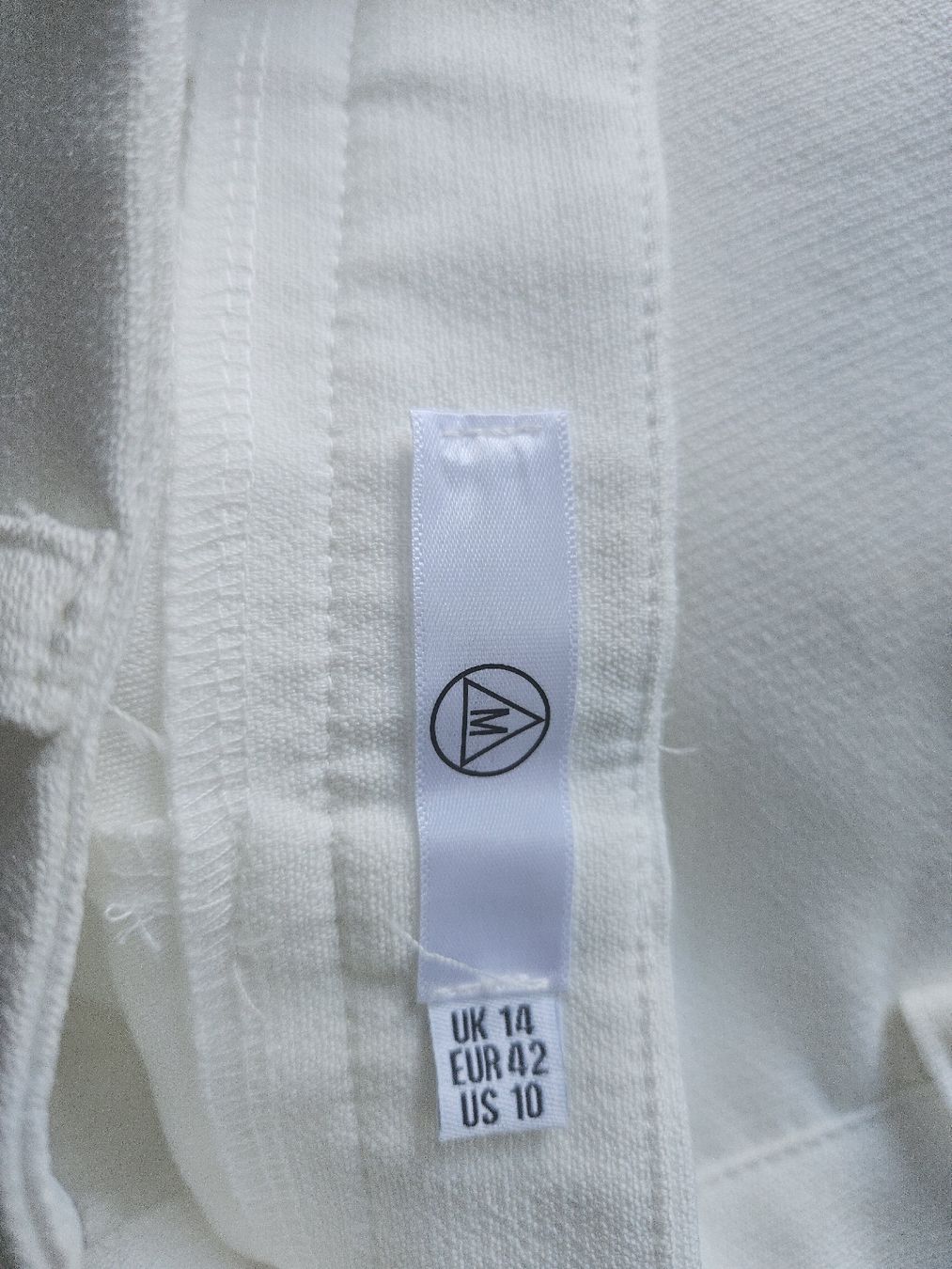 Pantaloni: pantalon blanc été T40 – Nuovo (secondo la descrizione) da Thônex venduto da lacomtessedesfees 4